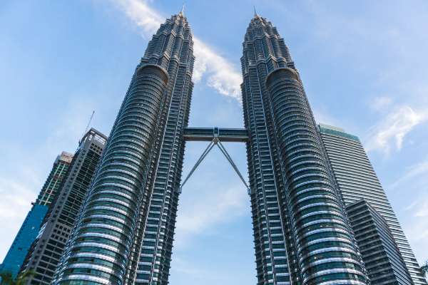 Intip 10 Destinasi Wisata Malaysia Terbaru dan Terpopuler yang Wajib Dikunjungi Tahun Ini