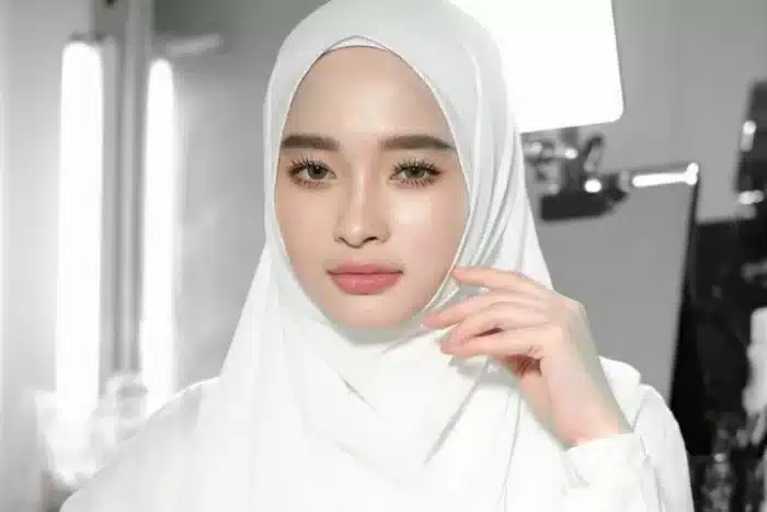 Hijab Putih Stylish